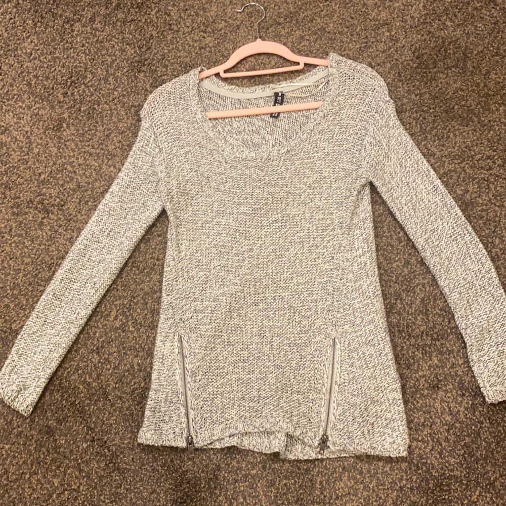 Design lab sweater